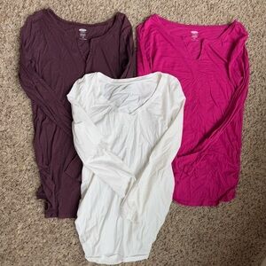 Bundle of 3 Old Navy Maternity long sleeve shirts size S